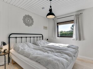 3 bedrooms, WiFi