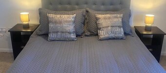 Smart Two Bed Apartment