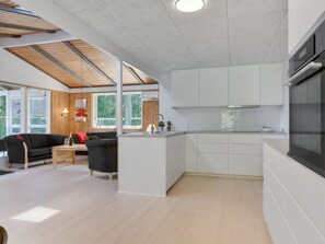 Fridge, microwave, dishwasher, cookware/dishes/utensils - "Eriksine" - 150m from the sea by Interhome (Haderslev)