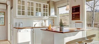 "Kalle" - 400m from the sea by Interhome
