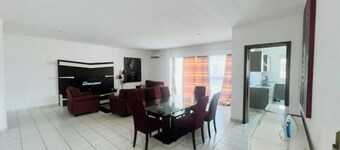 Wharf Deux Chambres Avec Piscine