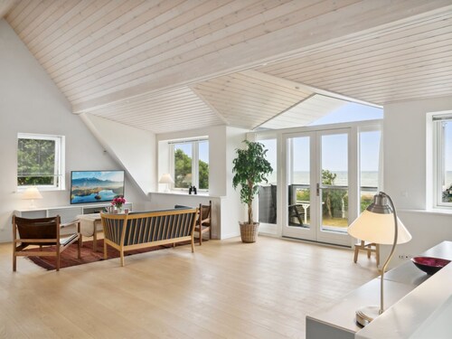 "Esme" - 30m from the sea by Interhome