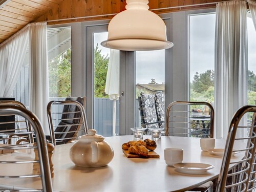 "Bryniulf" - 1.8km from the sea by Interhome