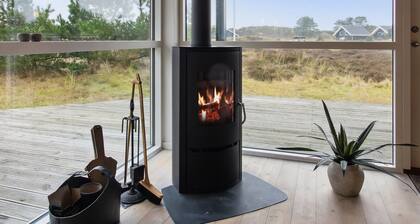 "Tiane" - 800m from the sea by Interhome