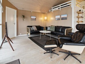 Tv och eldstad