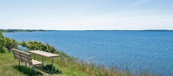 "Tobrjön" - 200m to the inlet by Interhome