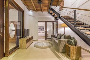 4 bedrooms, in-room safe, iron/ironing board, free WiFi - 4 bedrooms, private pool, 700m beach (Bali)
