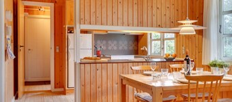 "Gizelle" - 1.5km from the sea by Interhome