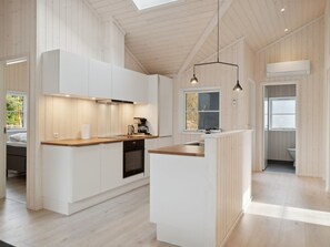 Køleskab, mikrobølgeovn, ovn, opvaskemaskine