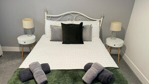 1 bedroom, iron/ironing board, free WiFi, bed sheets - Harbourside Apartment (Whitehaven)