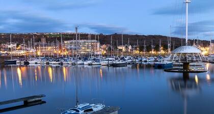 Harbourside Apartment