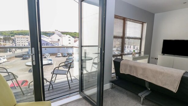 TV - Harbourside Apartment (Whitehaven)