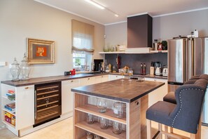 4 bedrooms - Arabela in Baderna With 4 Bedrooms and 3 Bathrooms (Porec)