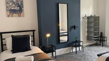 2 bedrooms, iron/ironing board, free WiFi, bed sheets