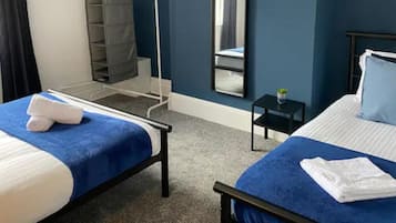 2 chambres, fer et planche Ă repasser, Wi-Fi gratuit, draps fournis