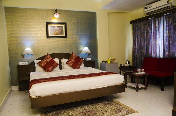 Cortinas blackout, tabla de planchar con plancha y wifi gratis