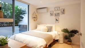 2 chambres, fer et planche à repasser, Wi-Fi gratuit, draps fournis