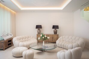 House, Smoking - More Brac in Selca With 4 Bedrooms and 4 Bathrooms (Selca)
