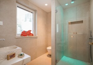 House, Smoking | 4 bedrooms - More Brac in Selca With 4 Bedrooms and 4 Bathrooms (Selca)