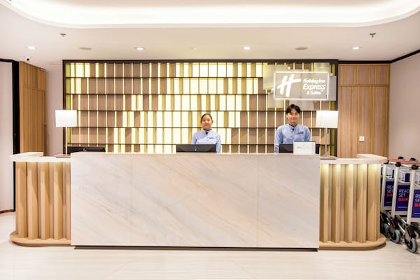 Holiday Inn Express And Suites Bangkok Central Pier By Ihg - Bangkok