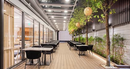 Holiday Inn Express and Suites Bangkok Central Pier by IHG