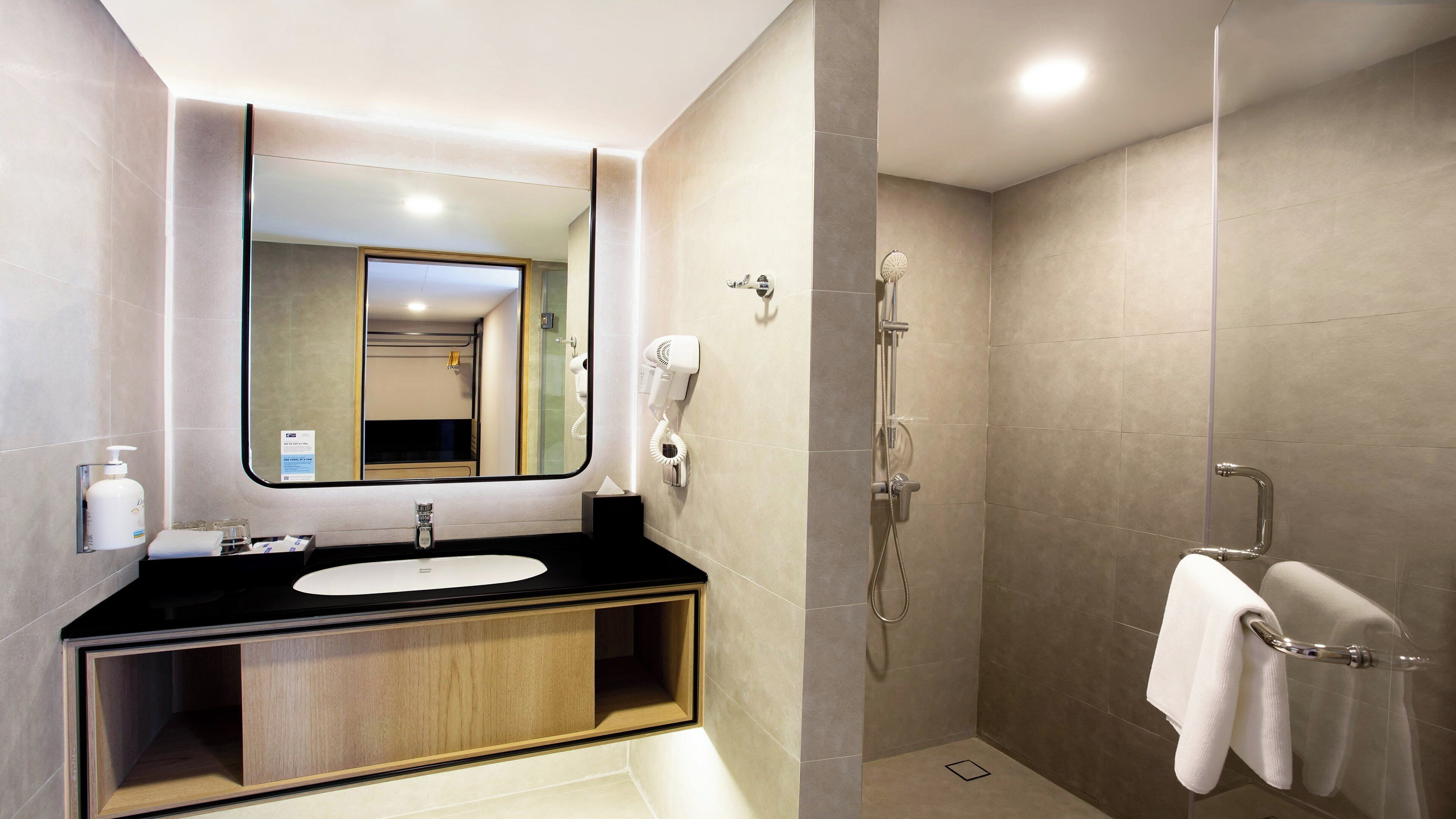 Foto - Holiday Inn Express & Suites Bangkok Central Pier by IHG