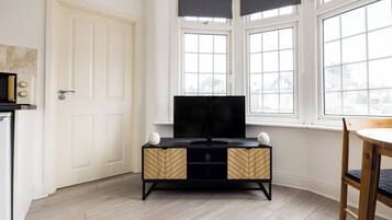 37-inch TV with cable channels, Netflix, streaming services