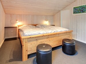 2 bedrooms, Internet