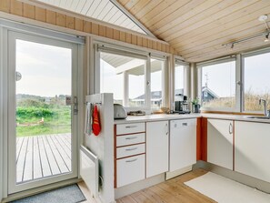 Køleskab, mikrobølgeovn, ovn, opvaskemaskine