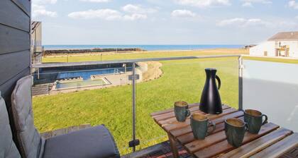 "Eydis" - 150m from the sea by Interhome