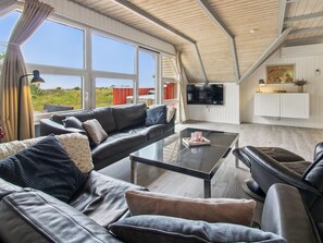 Tv, pejs, dvd-afspiller