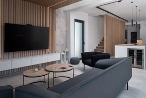 Villa | 4 bedrooms - Kala in Razanac With 4 Bedrooms and 2 Bathrooms (Razanac)