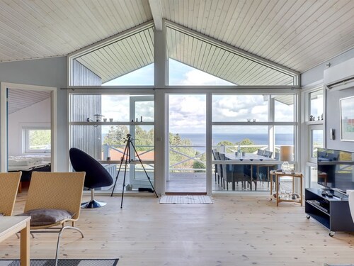 "Tjelle" - 300m from the sea by Interhome
