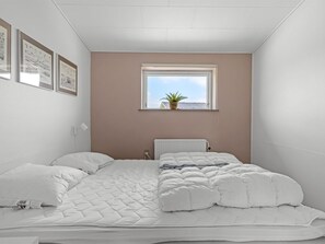 3 bedrooms, WiFi