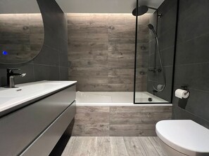 Hair dryer, towels