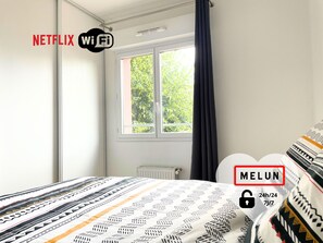 1 bedroom, iron/ironing board, free WiFi, bed sheets - Lillas : Appartement Chill à 2 pas du Centre-ville de Melun (Melun)