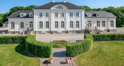 "Edine" - 4.5km from the sea by Interhome