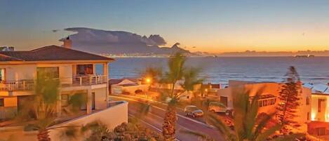 Luxury Villa | 5 bedrooms, in-room safe, individually furnished, desk