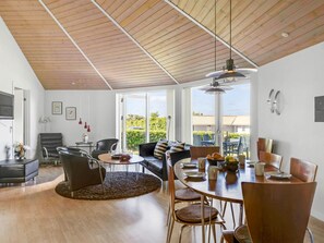 Dining - "Adrienne" - 35km from the sea by Interhome (Toftlund)