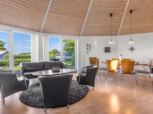 "Adrienne" - 35km from the sea by Interhome