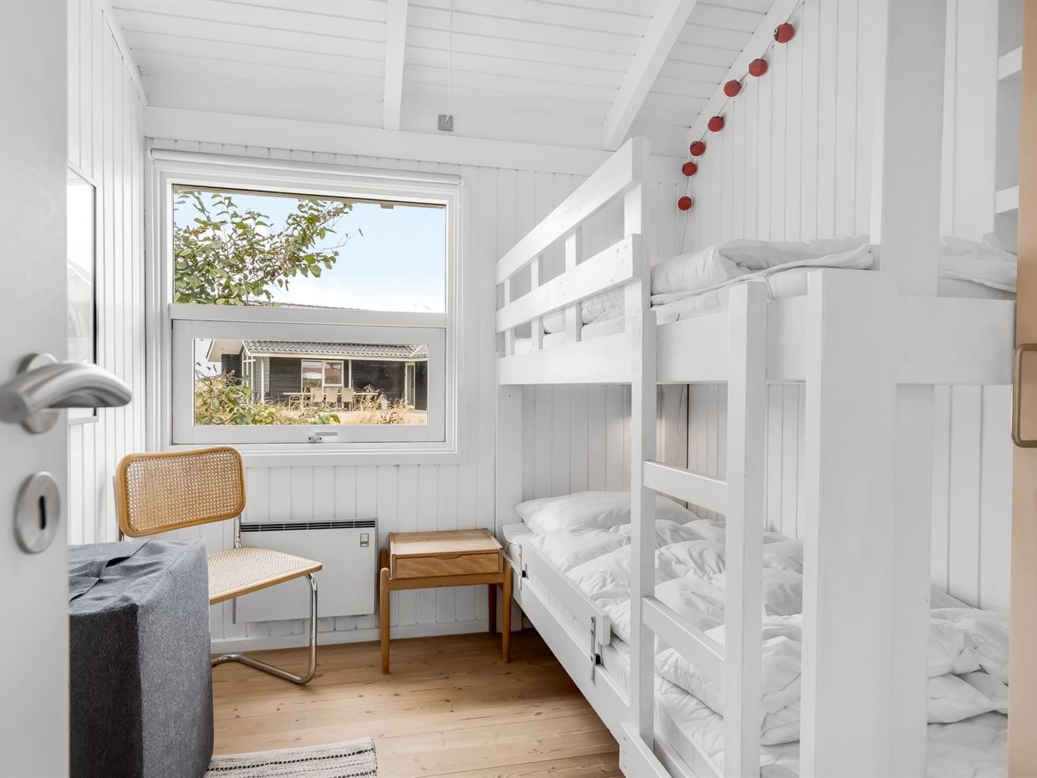 3 bedrooms, Internet
