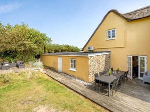 Outdoor dining - "Urte" -  from the sea by Interhome (Ringkøbing)