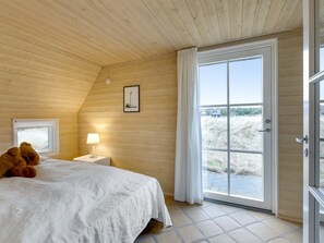 4 bedrooms, WiFi - "Rother" - 100m from the sea by Interhome (Blåvand)