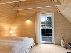 4 bedrooms, WiFi - "Rother" - 100m from the sea by Interhome (Blåvand)