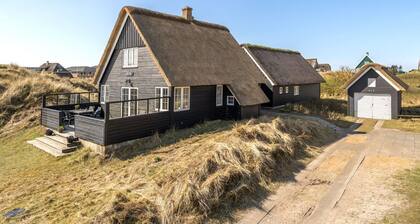 "Sten" - 100m from the sea by Interhome