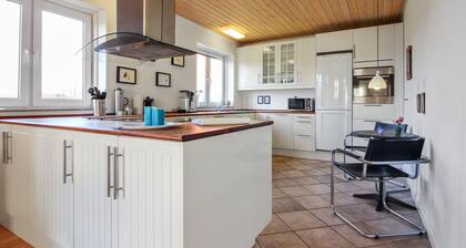 "Ettie" - 6km from the sea by Interhome
