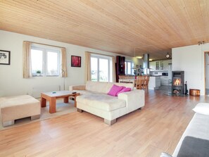 TV, fireplace - "Ettie" - 6km from the sea by Interhome (Faxe)