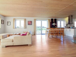 TV, fireplace - "Ettie" - 6km from the sea by Interhome (Faxe)