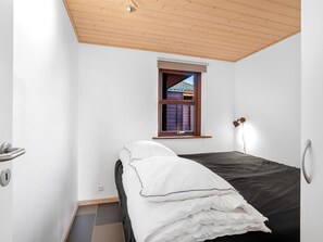 5 bedrooms, Internet