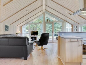 Televisión y reproductor de DVD 